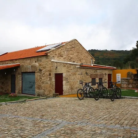 Casa Entre-Palheiros E Casa Do Canastro Montalegre Exterior photo